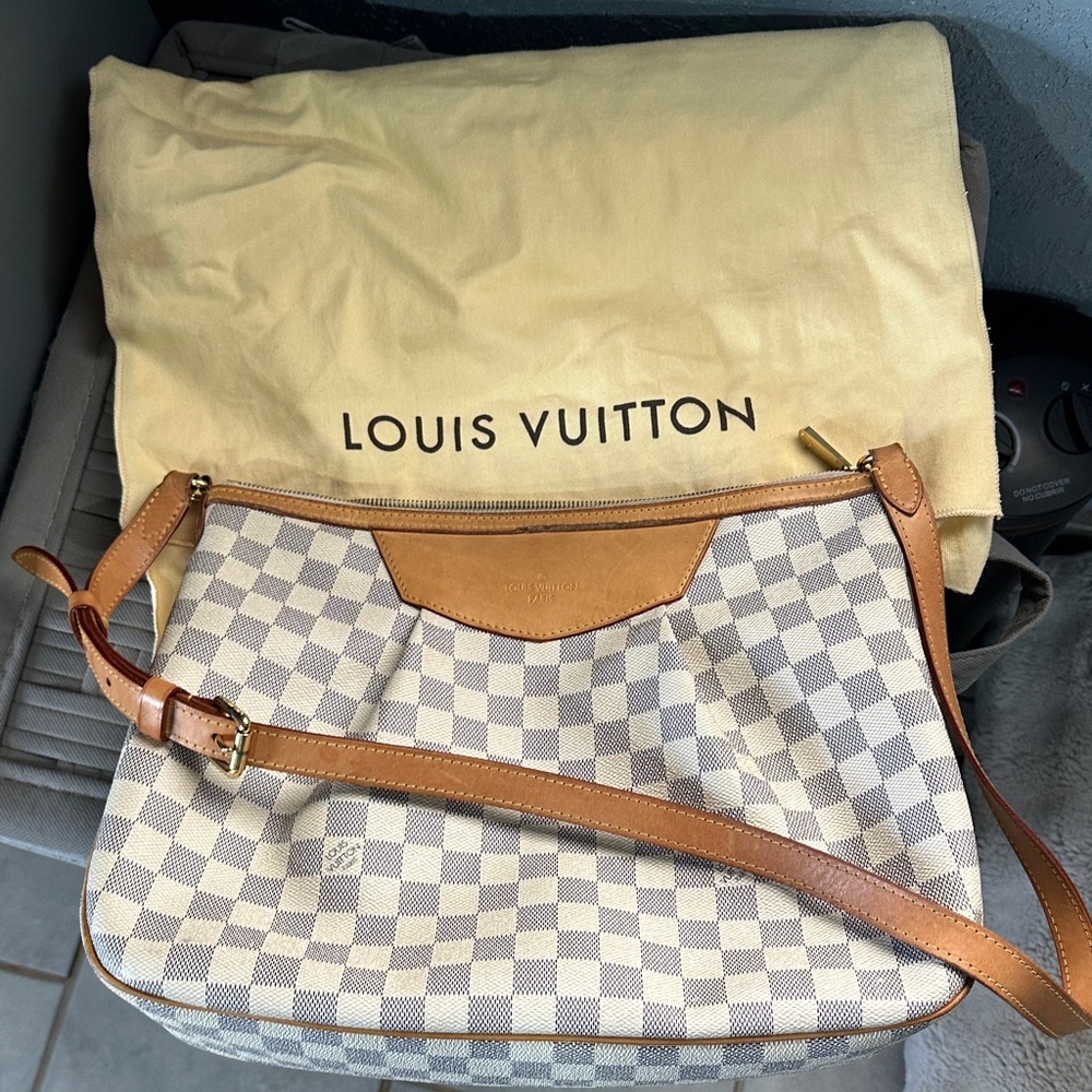 Louis Vuitton Siracusa MM Damier Azur